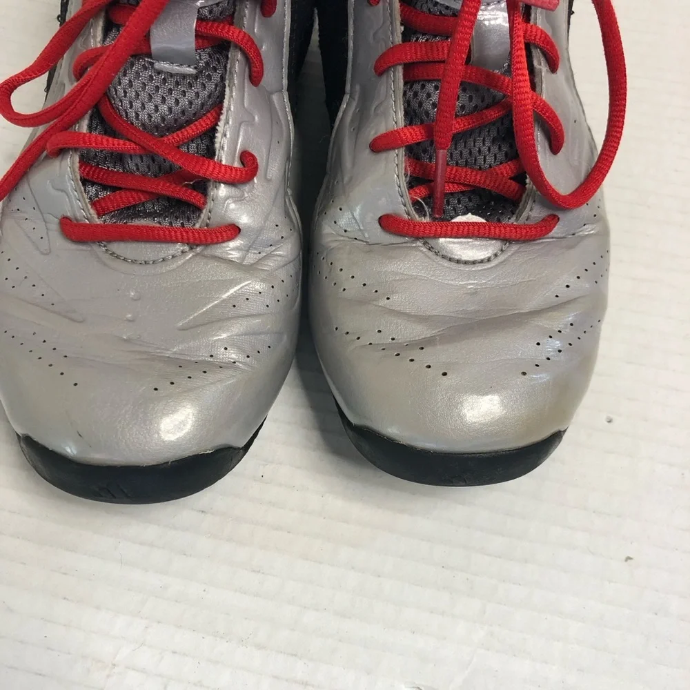 Adidas Sneakers Boys Size 3 Next Level Speed 2 Basketball Shoes Silver Black